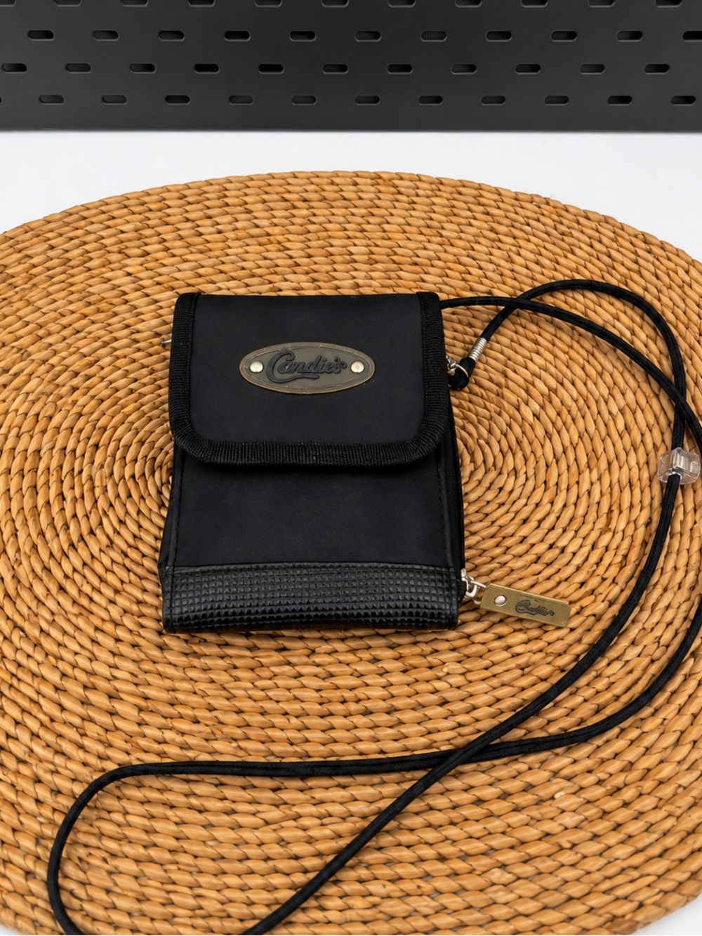 Candie’s Black Nylon Phone Crossbody Travel Wallet Mini Bag Y2K